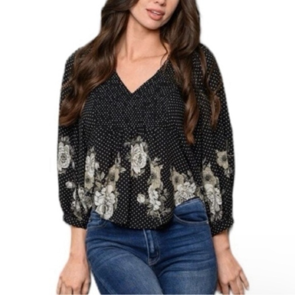 🫶🏻 On You Top Floral & Polka Dot